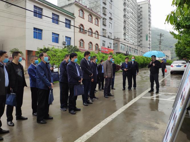 全市人力資源服務(wù)體系建設(shè)暨勞務(wù)扶貧現(xiàn)場(chǎng)觀摩會(huì)在旬陽召開 精準(zhǔn)勞務(wù)服務(wù)助力脫貧攻堅(jiān)